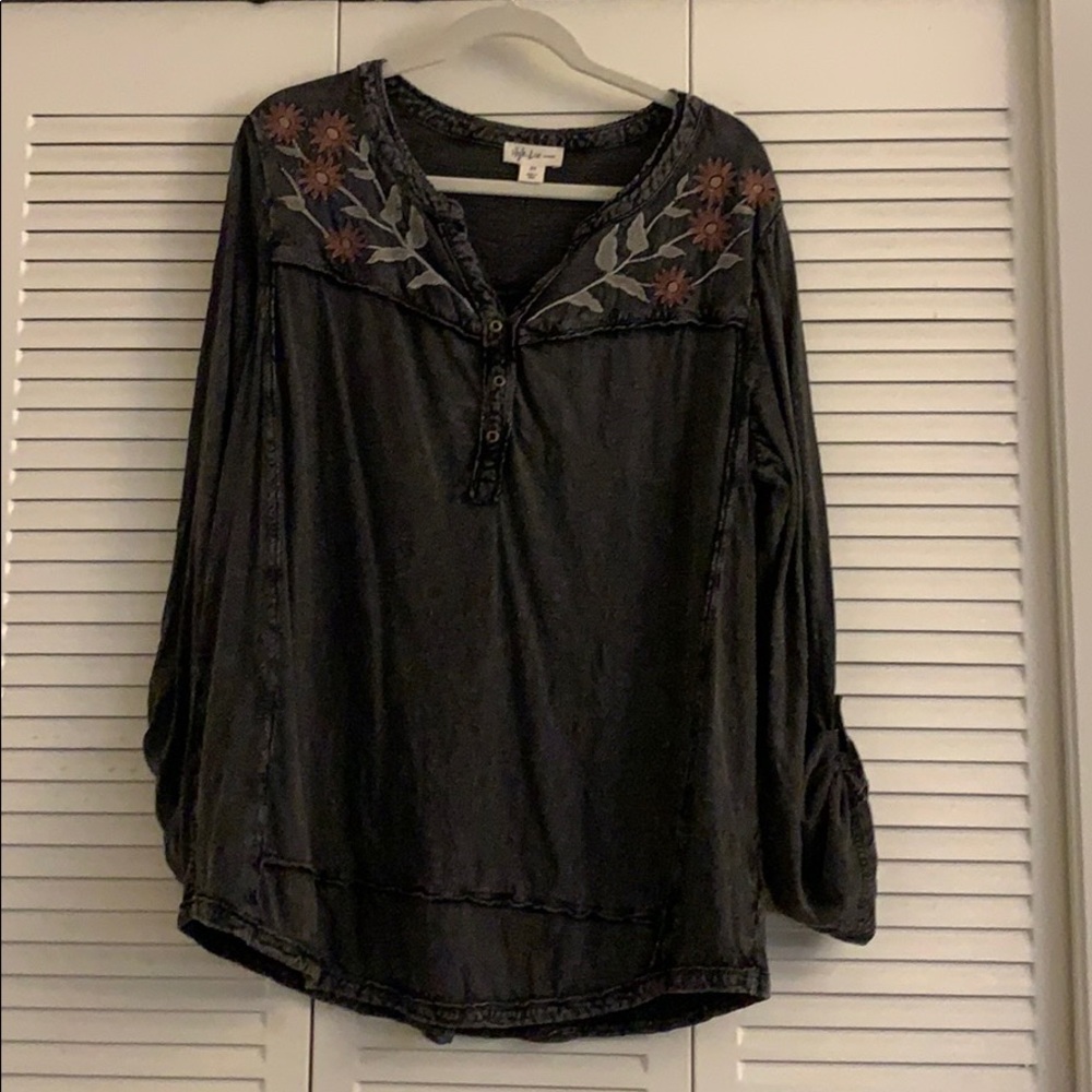 Style and co black floral top